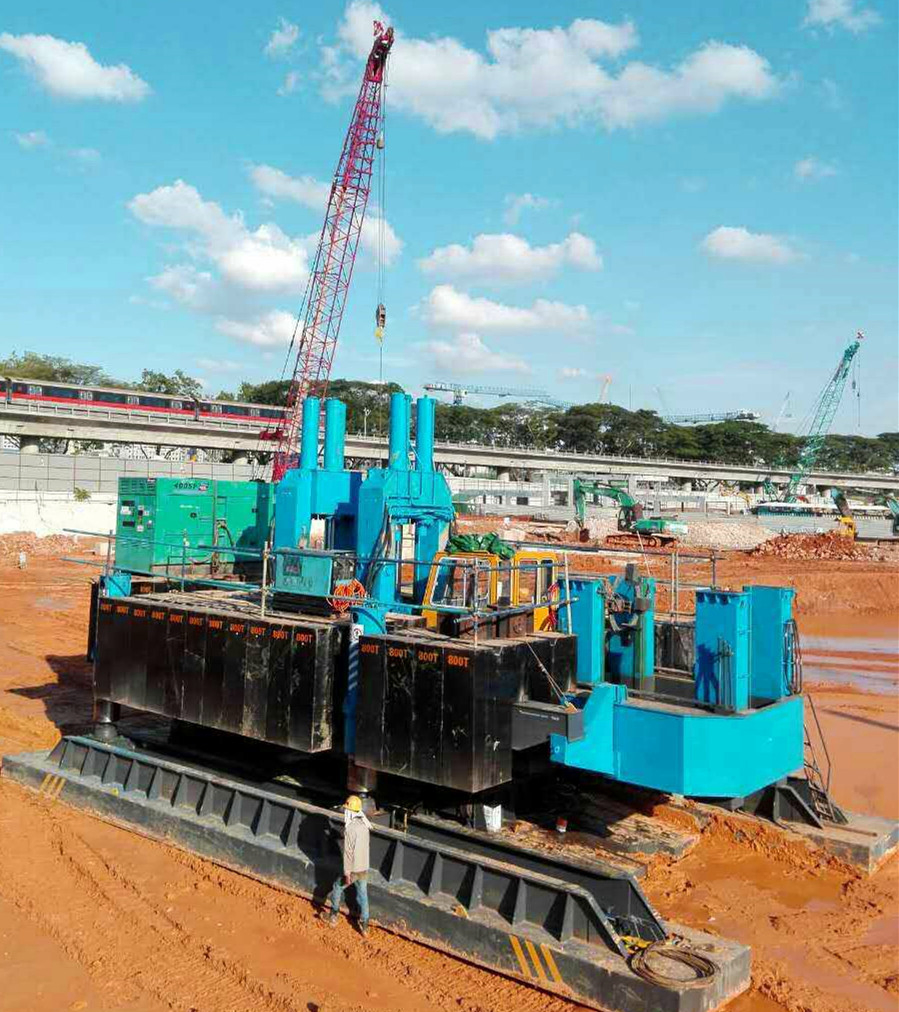 High-Performance 8t Pile Driving Equipment for Construction Projects