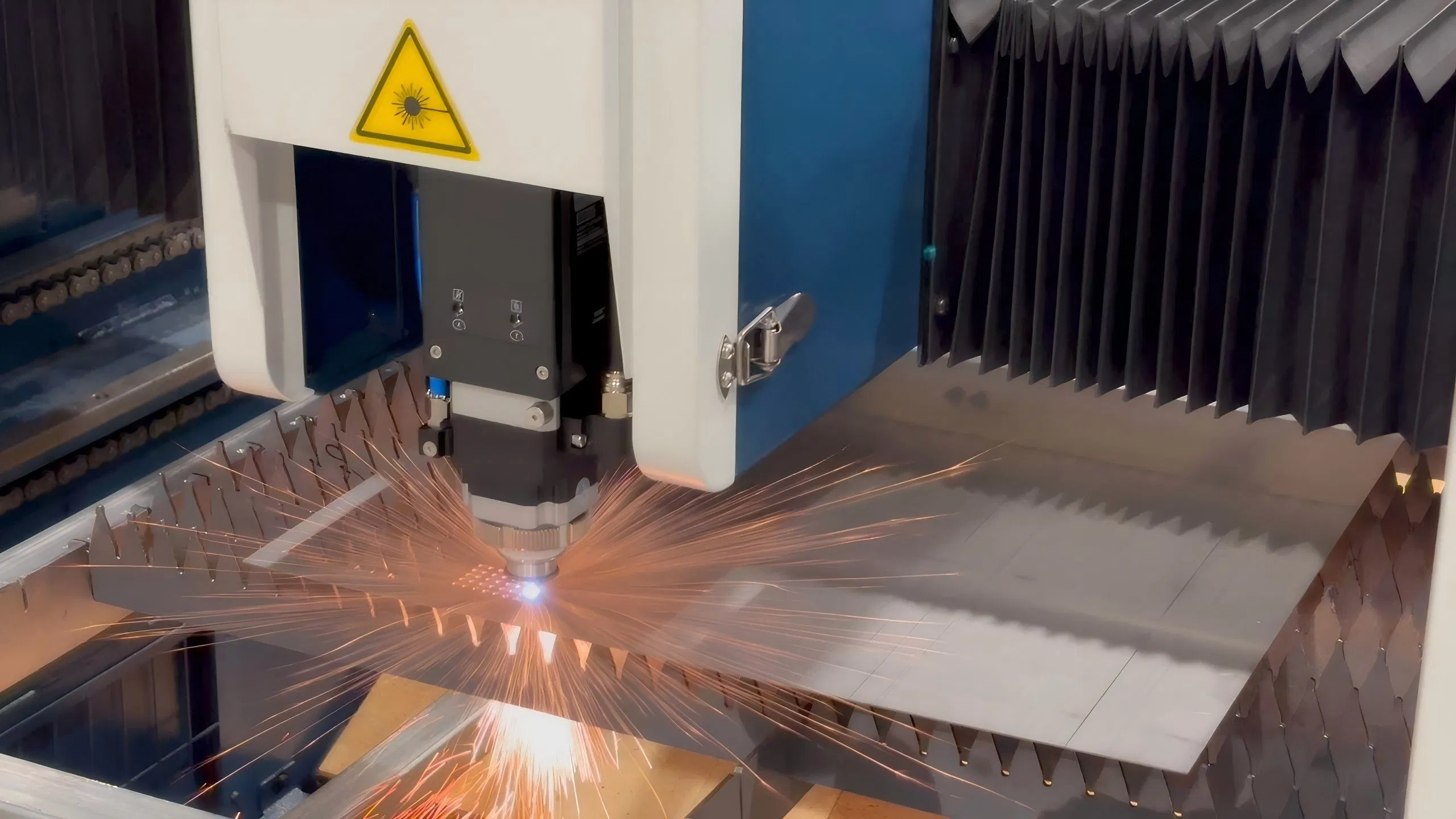 High-Precision Cloud Laser Engraving Machine with Remote Control