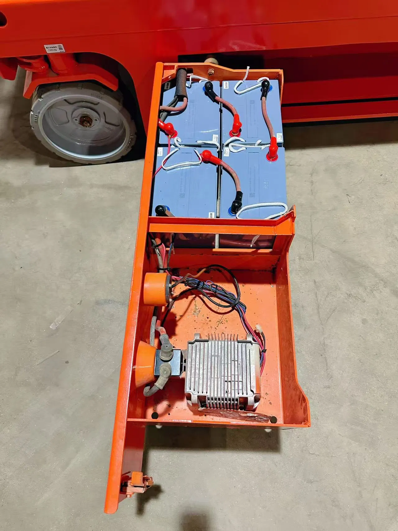 High-Efficiency Hydraulic-Driven Scissor Lifting Equipment