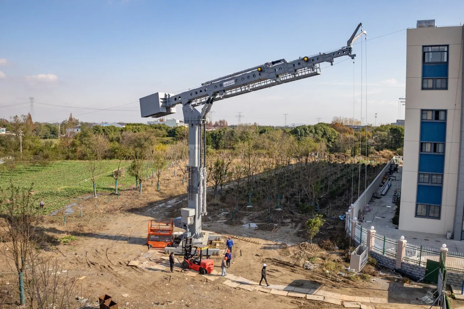 Reliable High Quality Facade Access Building Maintenance System with Gondola/Customized Bum