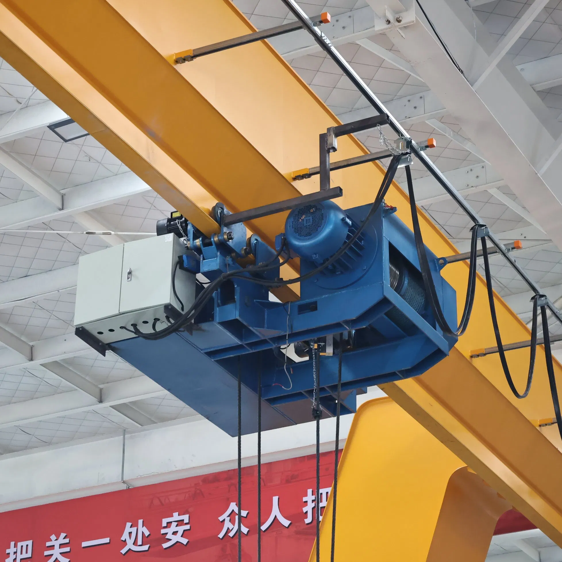 Fabricado En China Price Compact Mini L Type Single Girder Gantry Crane Portal Crane for Construction Site and Lifting Tasks 5/10/15/20/25/30t