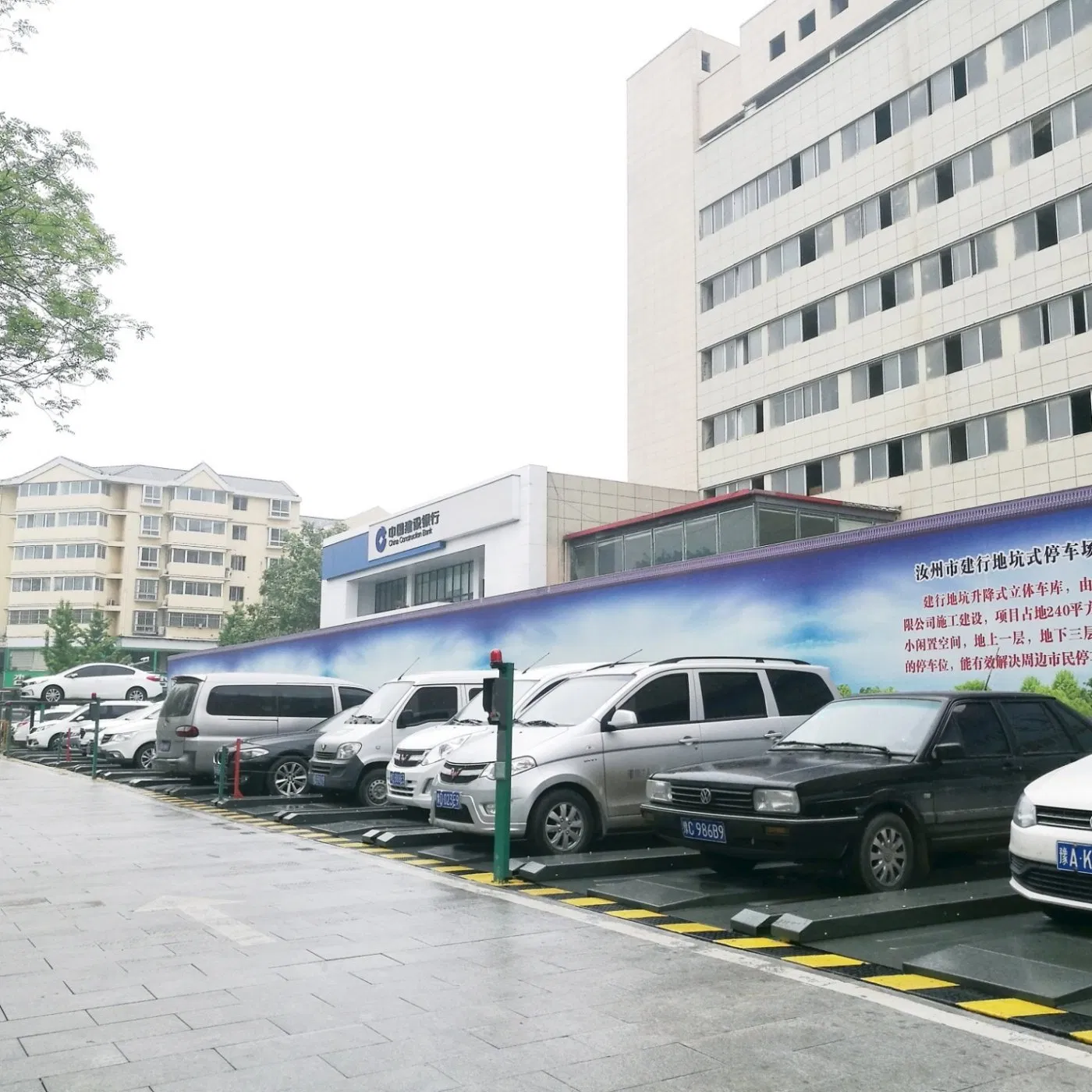 Smart Four Post Parking Solution with Real Time Monitoring and Predictive Maintenance