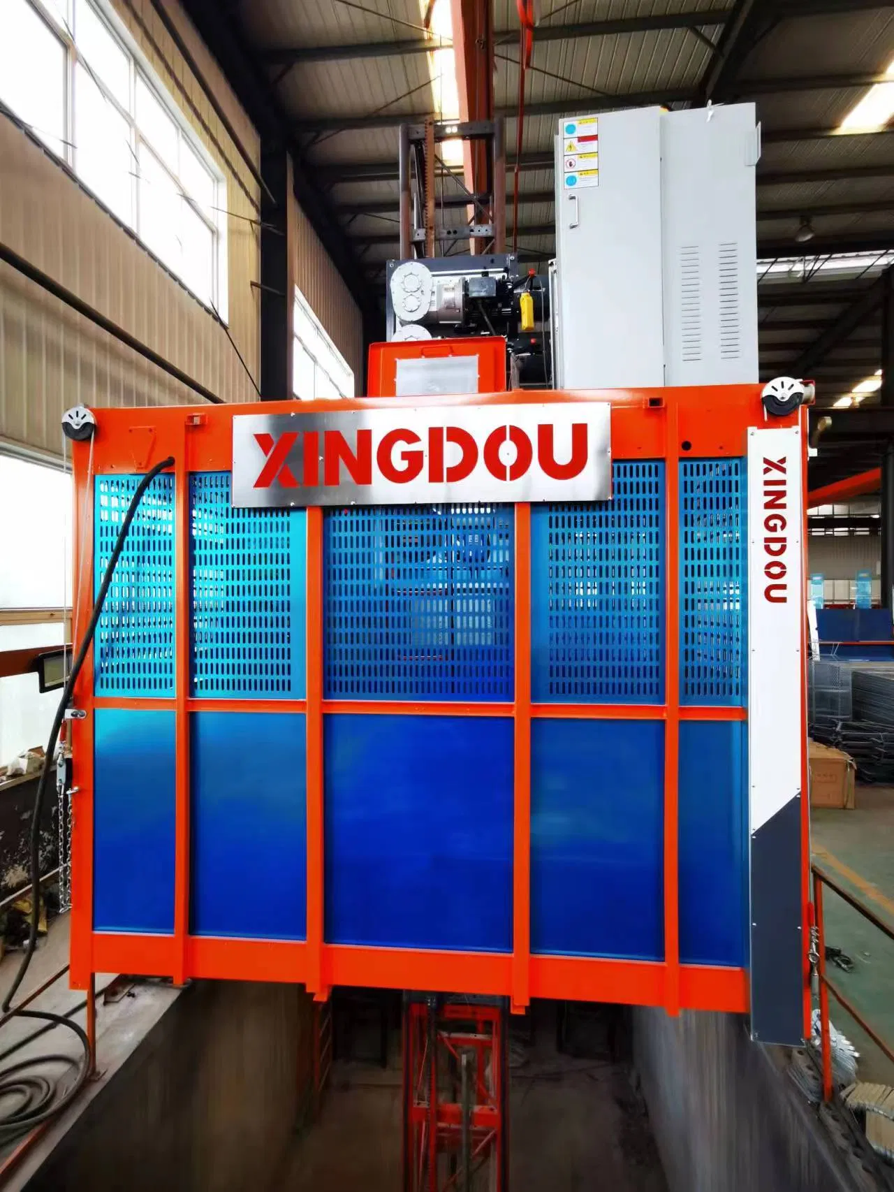Reliable Manufacturer of Building Lift Passenger Hoist Construction Elevator for Global Projects