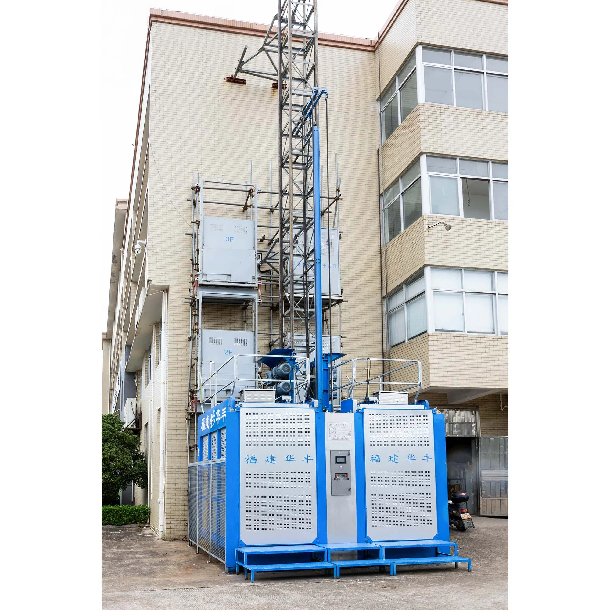 Construction Machinery Sc100 Sc200 Material and Passenger Elevator Lifting Equipment Construction Elevator