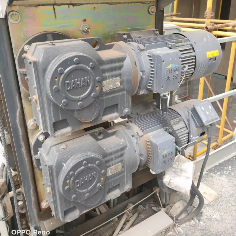 Construction Hoist Detail 1