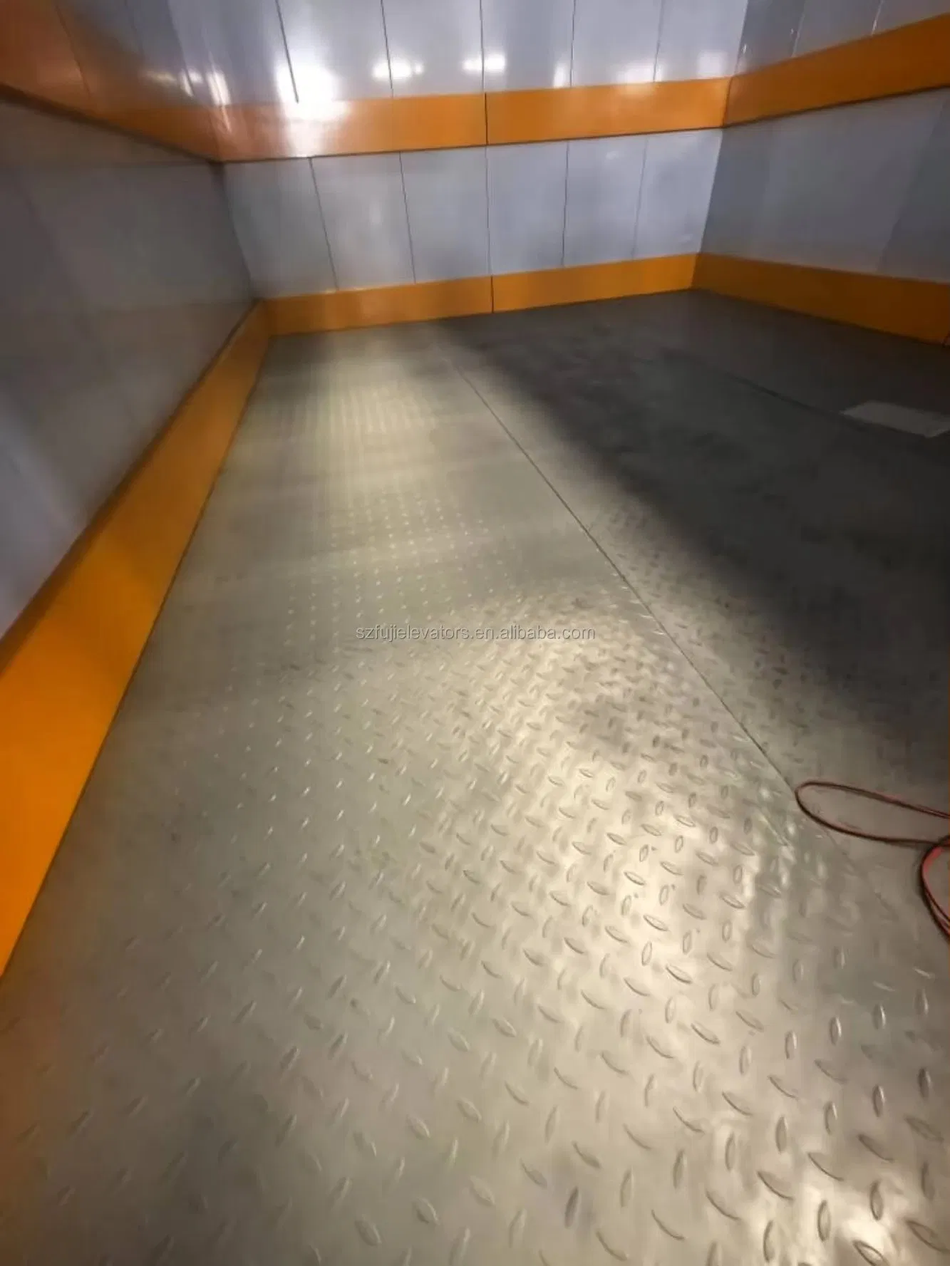 Fujivista Montacargas Cargo Lift 1000kg Freight Elevator for Warehouse and Storage