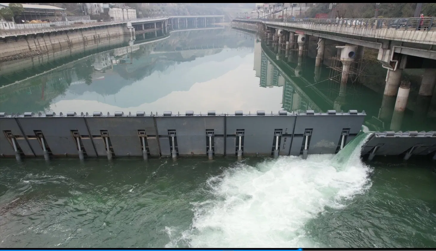 Chengkou Hydraulic Elevator Dam Project Store Water Irrigate Landscape Flood Control