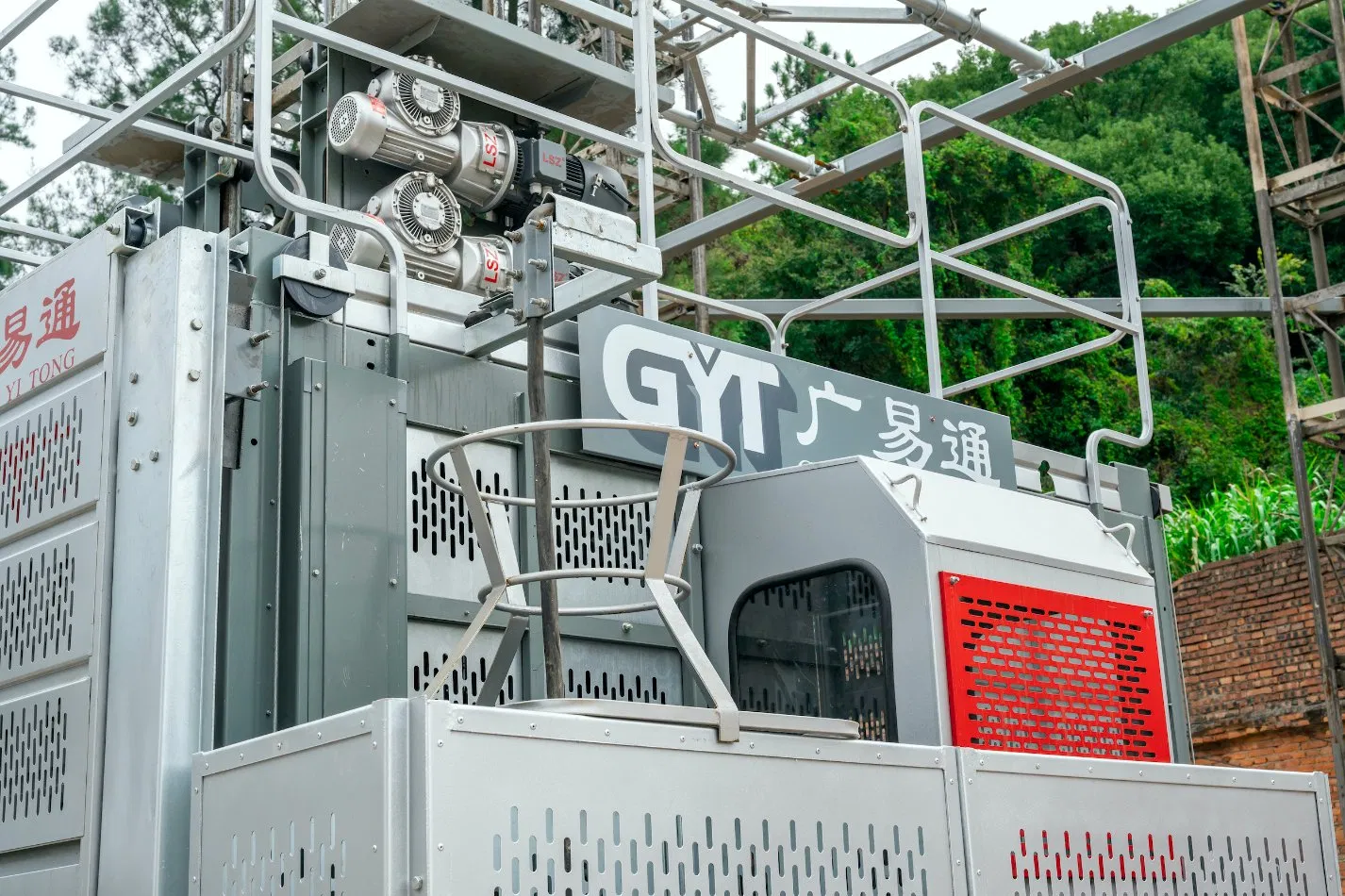 OEM Factory Construction Building Hoist Passenger Materials Elevator CE Approved Bus Bar