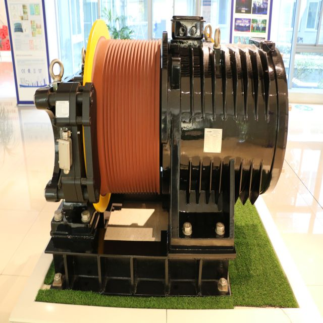 Nova Elevator Toothless Traction