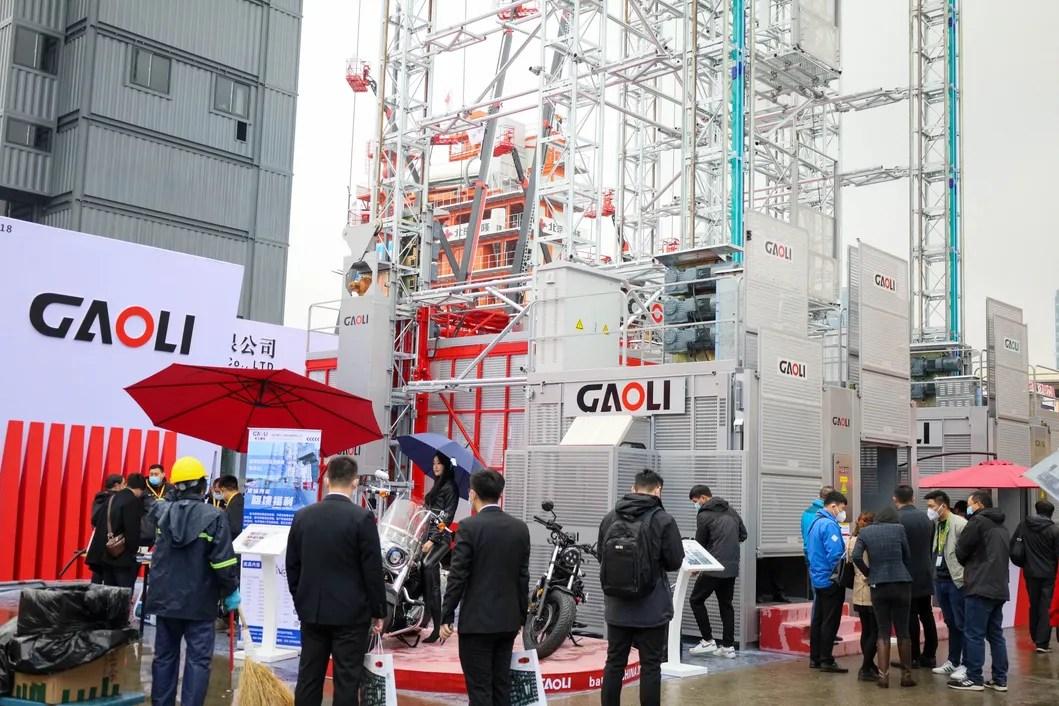 Elevator Detail View 2