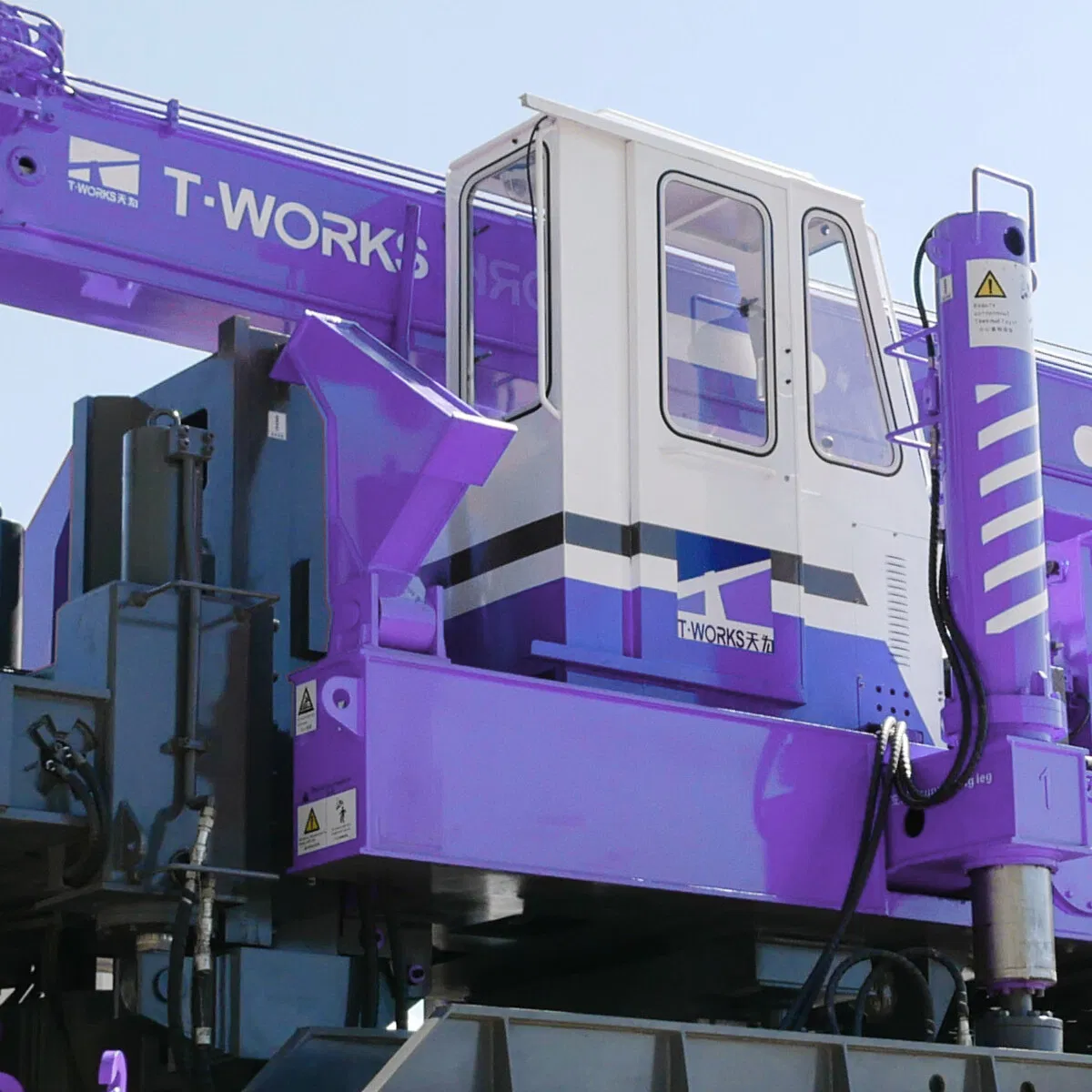 Compact Construction Equipment for Heavy Duty Piling Applications