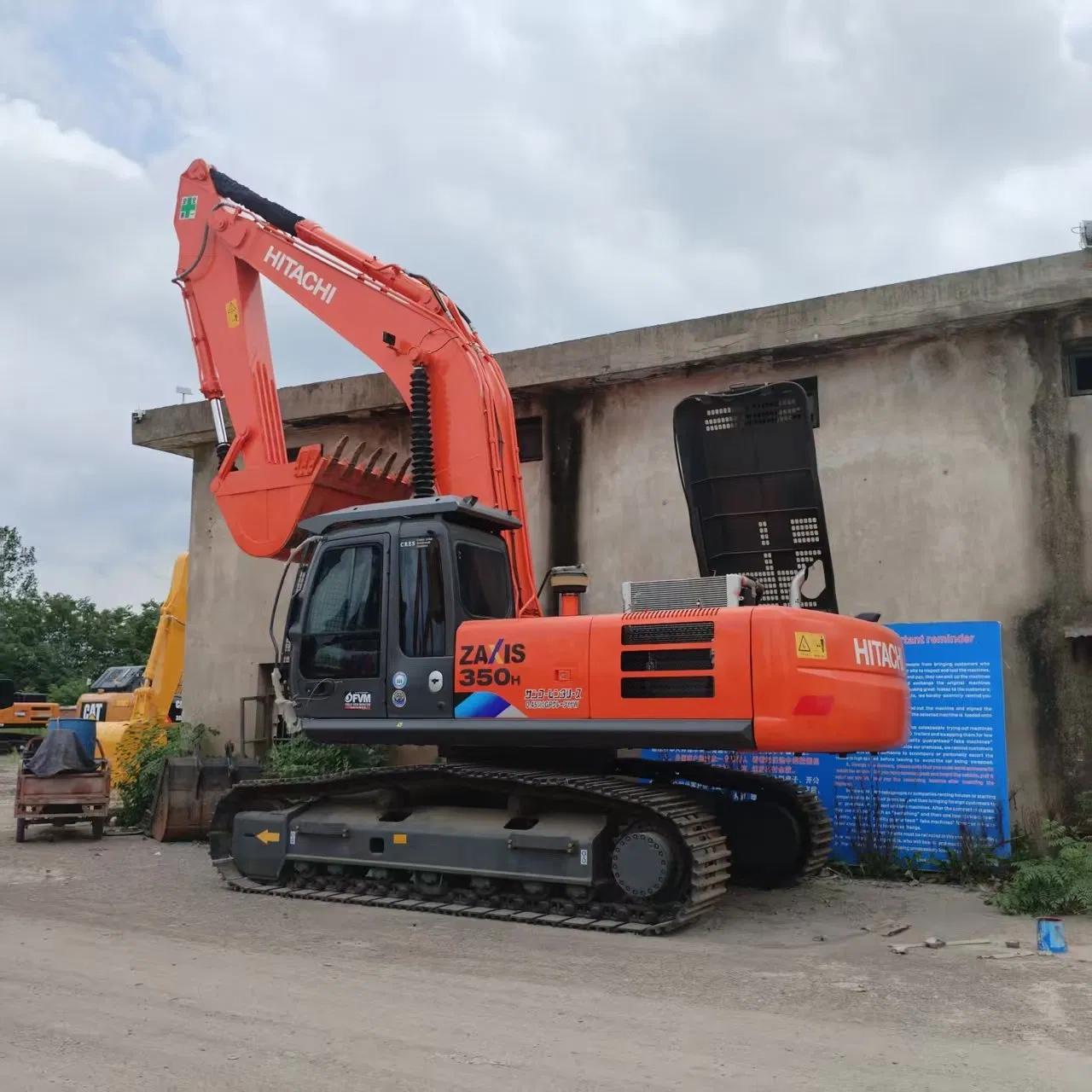Used Hitachi Zx350h Construction Excavator for Sale, Excellent Condition, Reliable Quality, Strong Productivity for Roadwork and Land Clearing