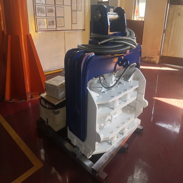 Turbovibro High-Power Excavator Pile Driving Solution