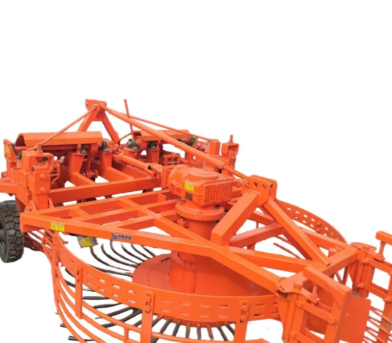 High-Efficiency 6 Row Agricultural Harvesting Machine with Plow Blade