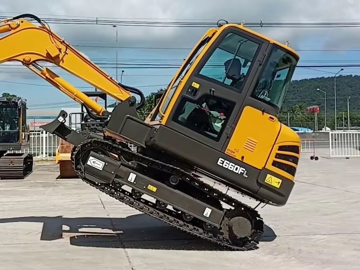 China Famous Brand Large Volume Pump System E660f with 0.6m³ Bucket Capacity for Sale