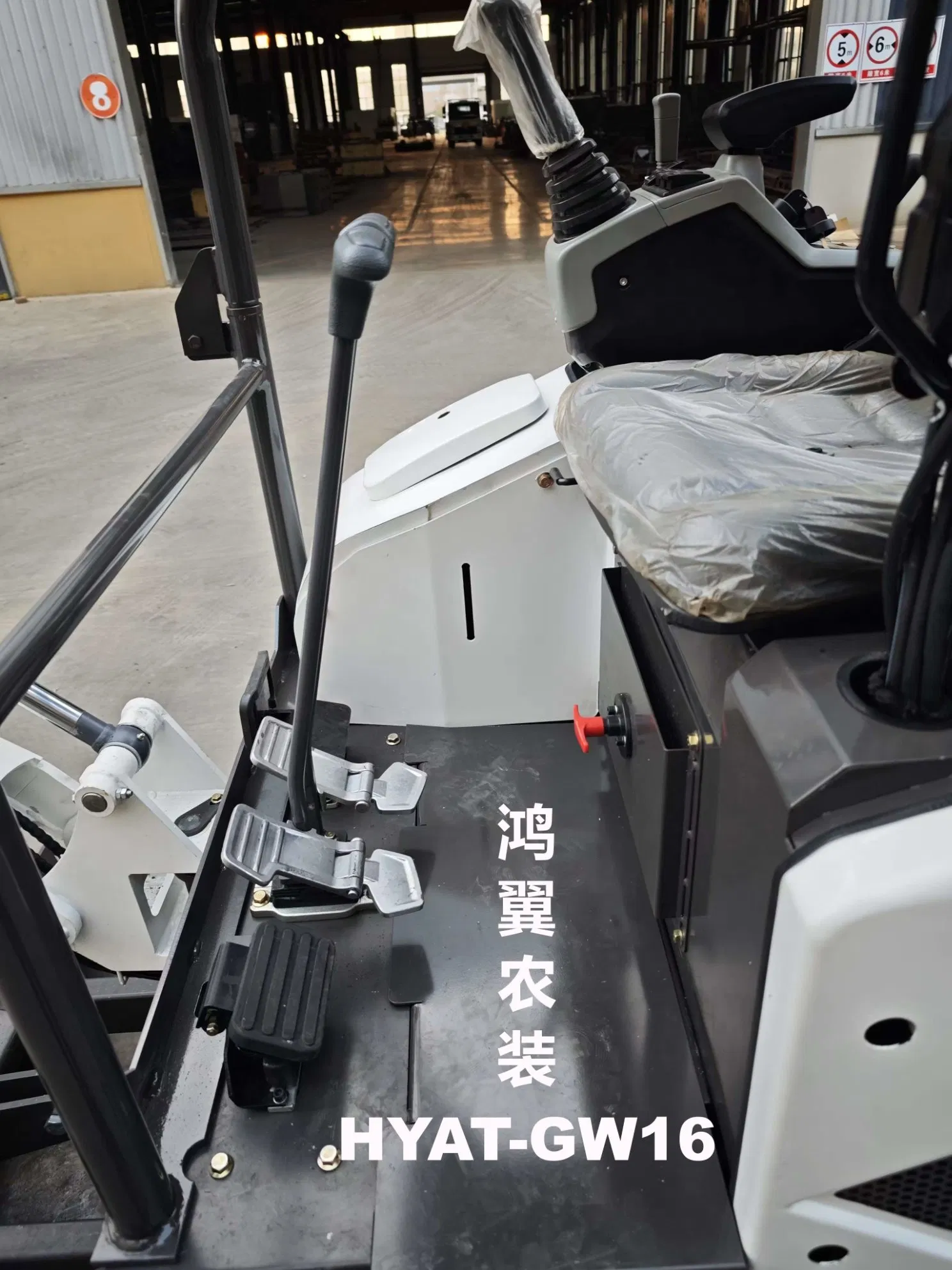 High-Precision GPS Crawler Hydraulic Excavator Guidance System for Earthworks