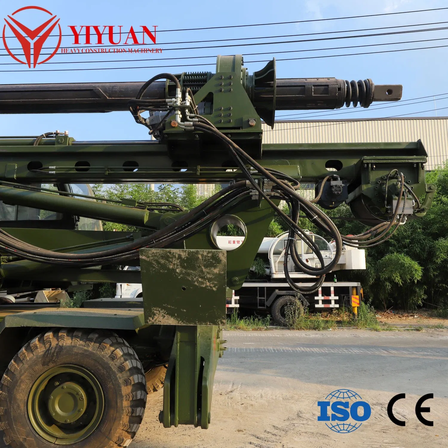 High-Mobility Borehole Drilling Machine on Wheeled Carrier for Urban Construction
