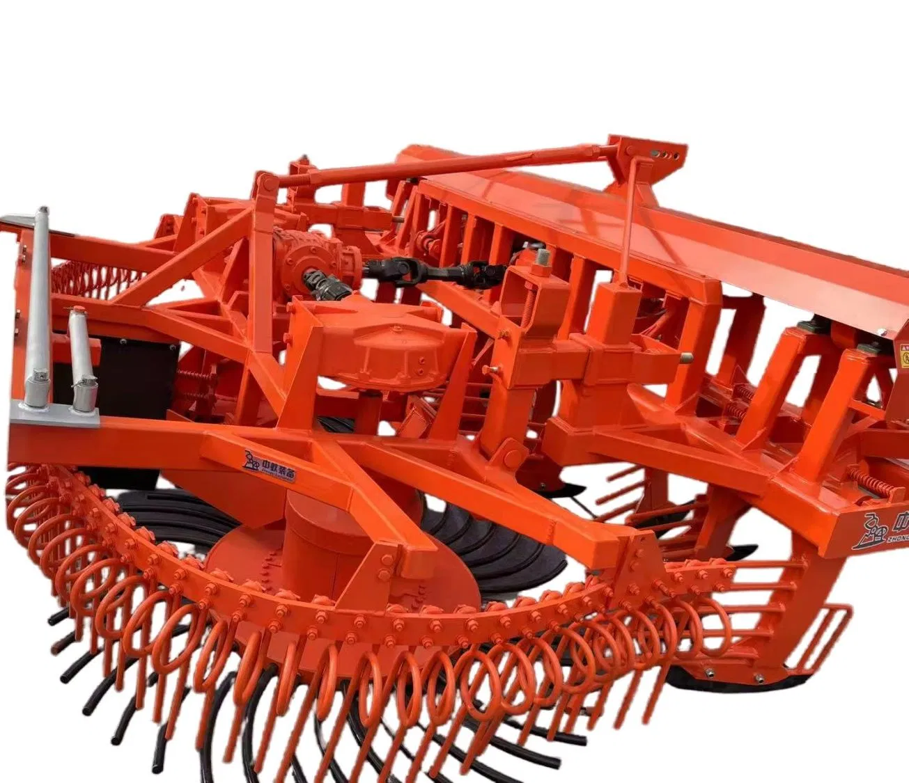 Beet Pulling and Gathering Machine with Tensified Sieve for Sufficiently Beet Harvesting Opreating Width More Than 3m
