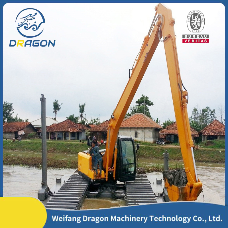 Hot Sale Amphibious Weed Harvester/Backhoe Dredger Equipment with Lower Price