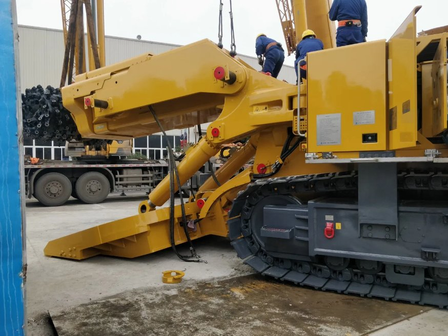 Heavy-Duty 85 Ton Operating Weight Ebz260 Mining Machine for Underground Excavation