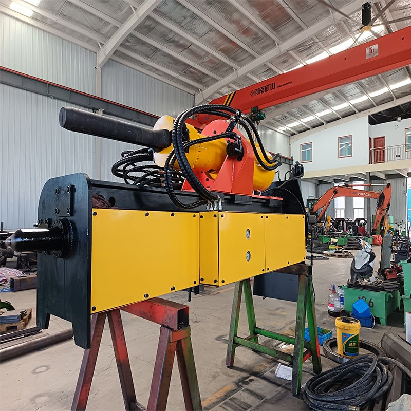 Heavy-Duty Automated Drilling and Cracking Machine for Large Boulder Fragmentation in Excavation