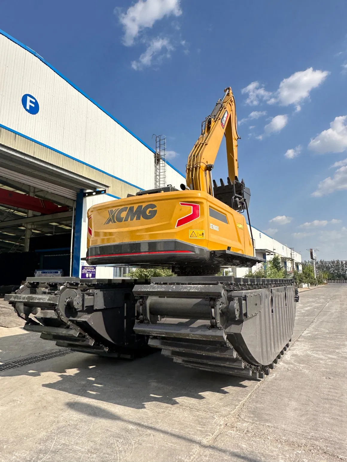 Amphibious Undercarriage System for Custom Floating Excavator Tracks
