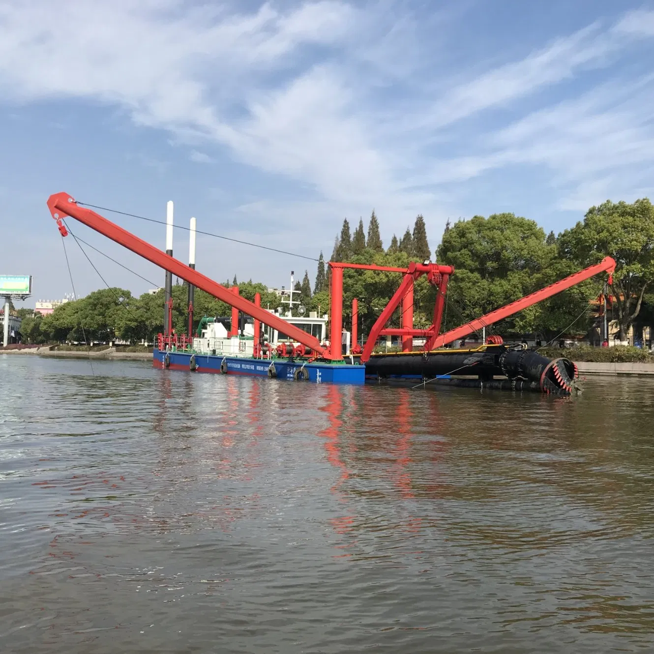 Large Dredging Equipment Runs Smoothly