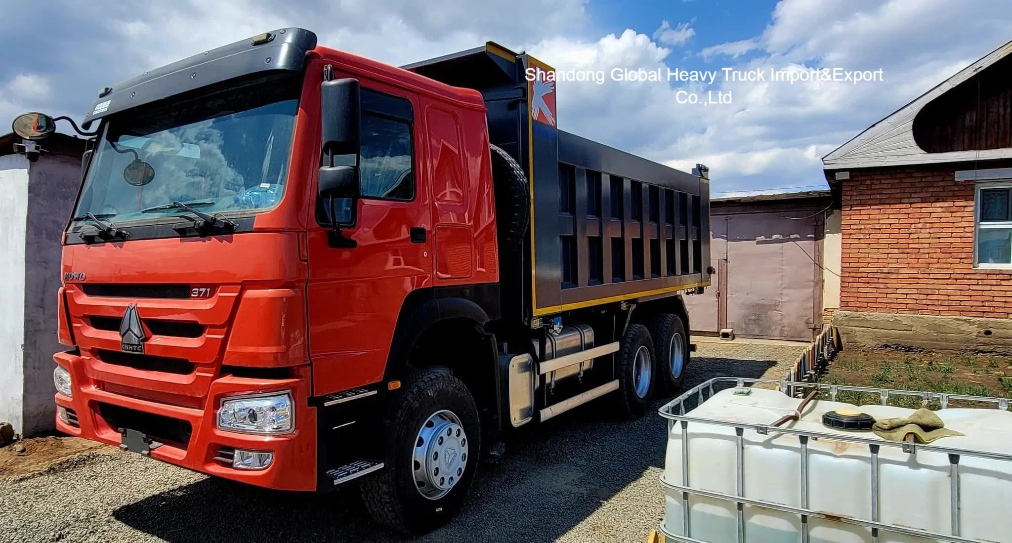 Hot Sale HOWO-7 6×4 Dump Truck for Roadwork Logging Gravel Transport