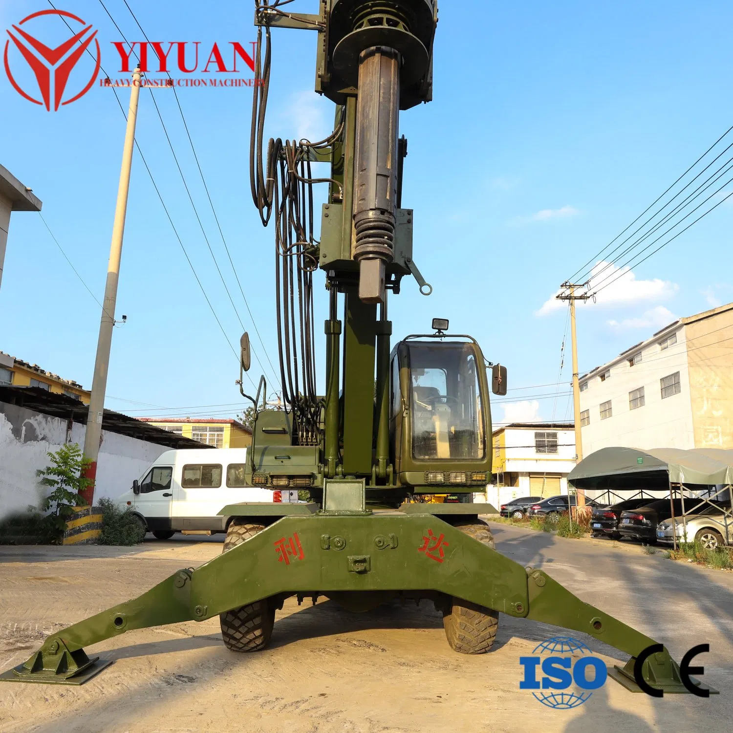 High-Mobility Borehole Drilling Machine on Wheeled Carrier for Urban Construction