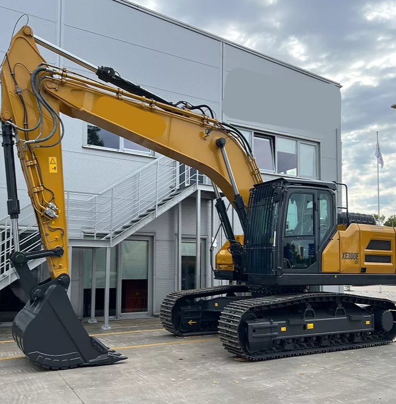 Xe300e Excavator with Intelligent Control System for Dynamic Power and Hydraulic Balance