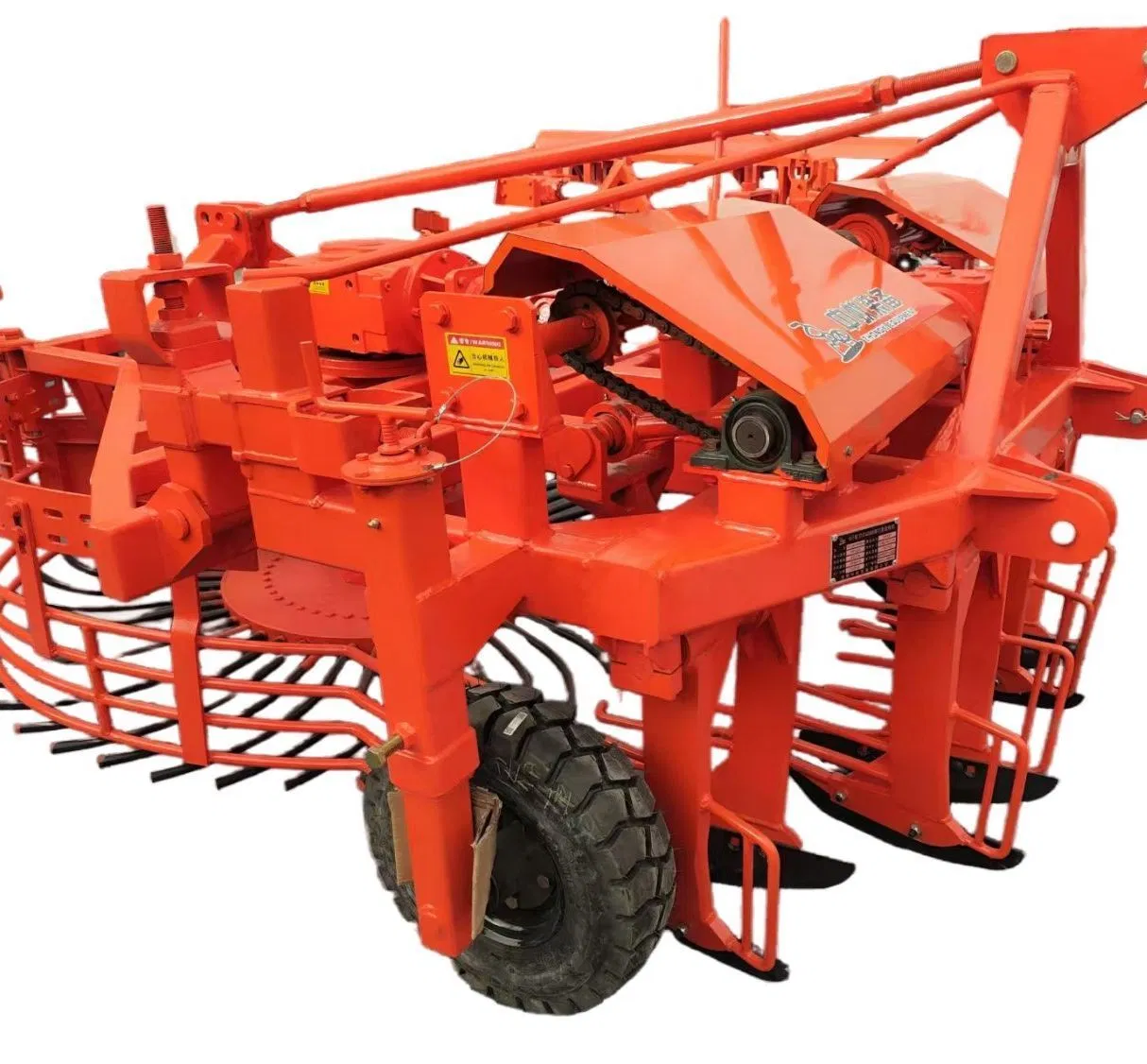 Beet Pulling and Gathering Machine with Tensified Sieve for Sufficiently Beet Harvesting Opreating Width More Than 3m