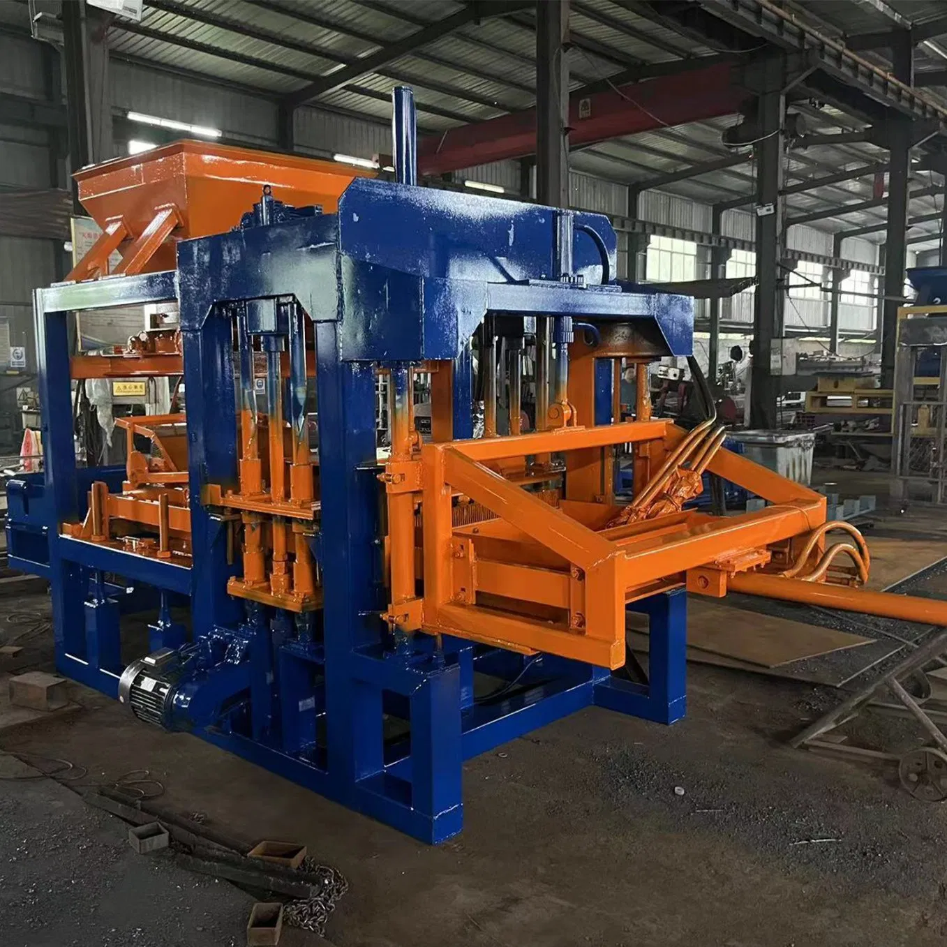 Efficient Concrete High-Tech Brick Machine for Smart Construction