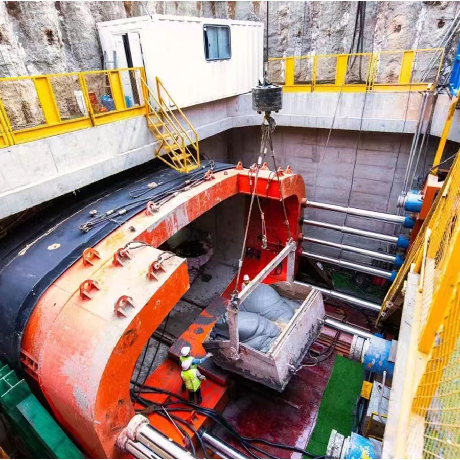 Heavy-Duty Multi-Drive System Underground Excavation Epb Pipe Jacking Machine