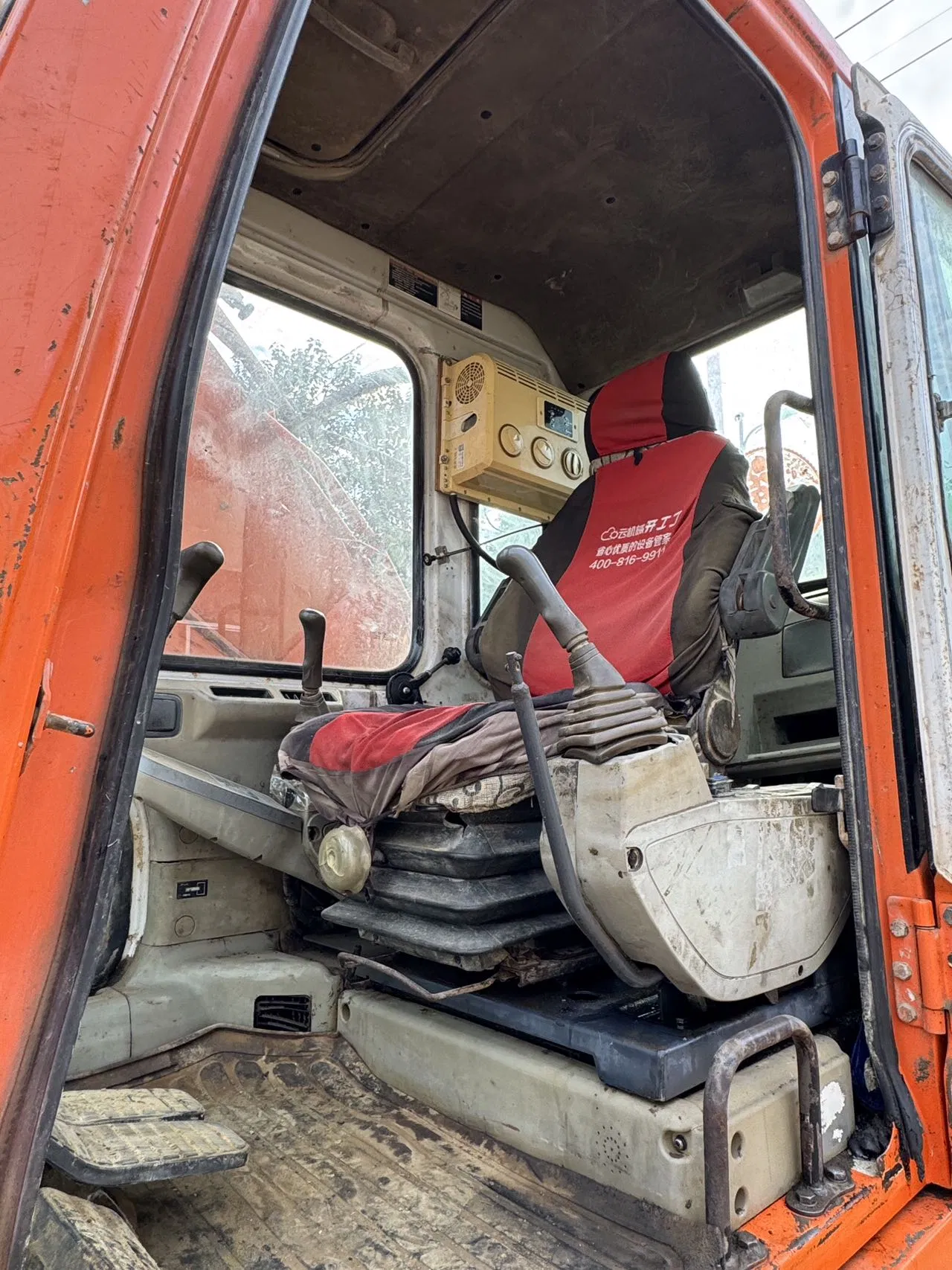 Doosan Used Excavator - Durable Excavation Equipment From China