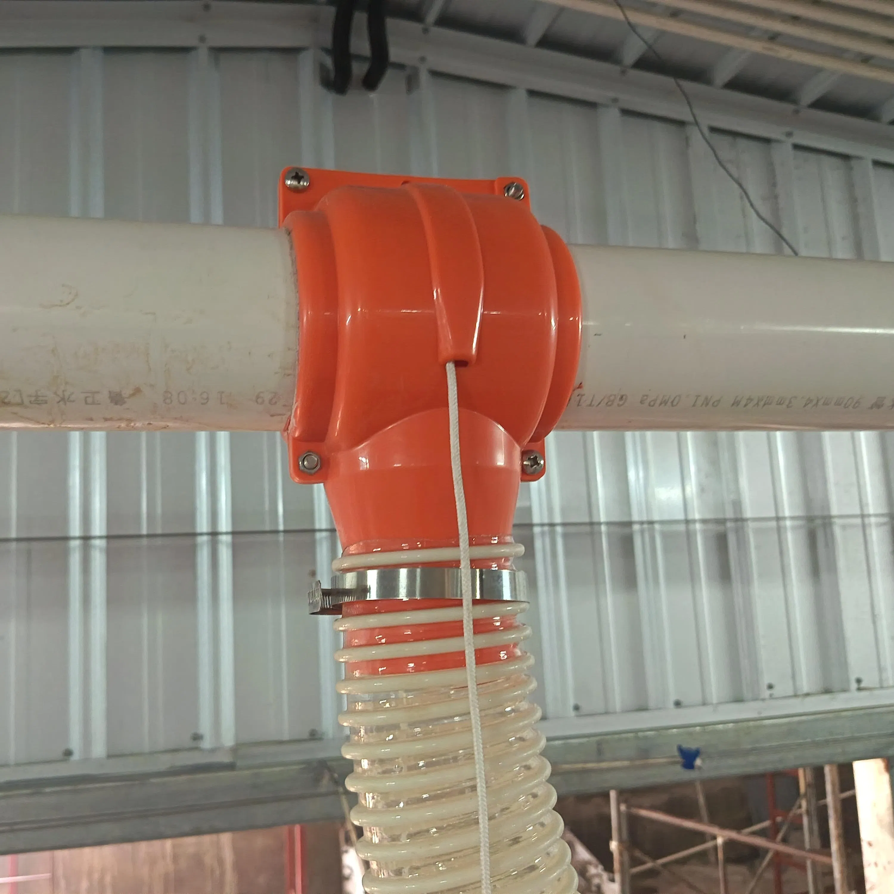 Superior Compact Fill System Equipment Quick Setup Durable Construction Low Noise Adjustable Feeding Flow Ideal for Layer and Broiler Farms