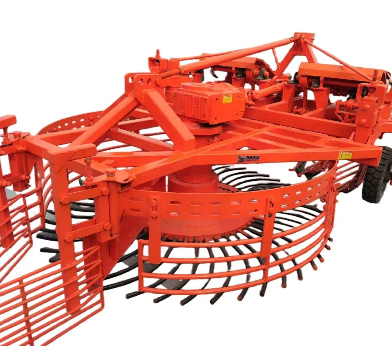 Customized Beet Harvesting Machine with Flexible Plow Blade