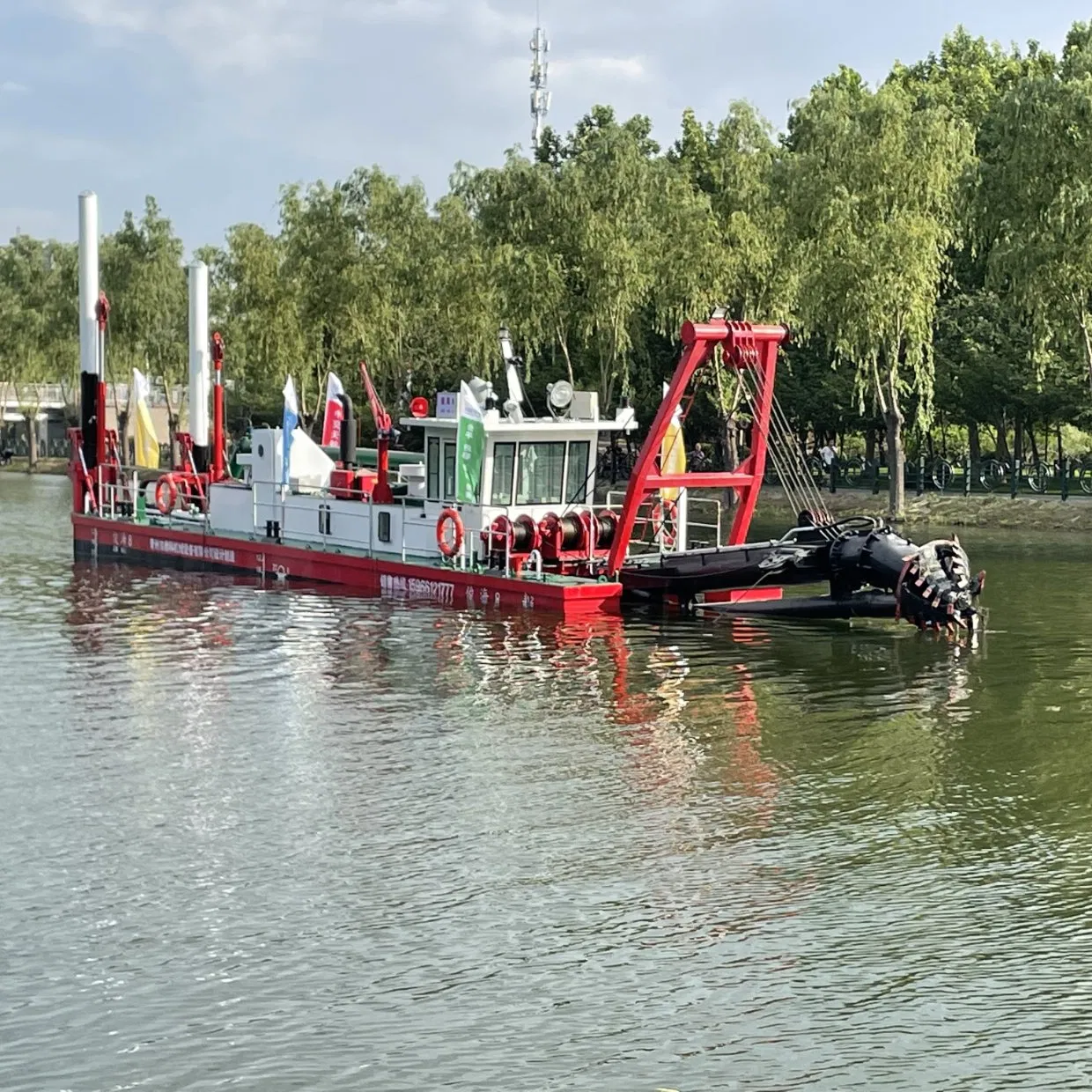 Large Dredging Equipment Runs Smoothly
