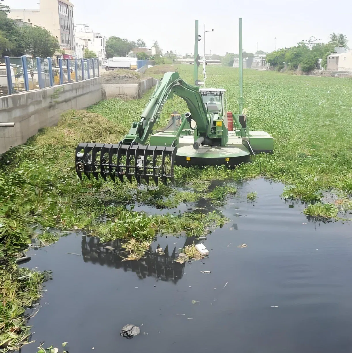Efficient Mud Pumping and Garbage Collection Dredging System