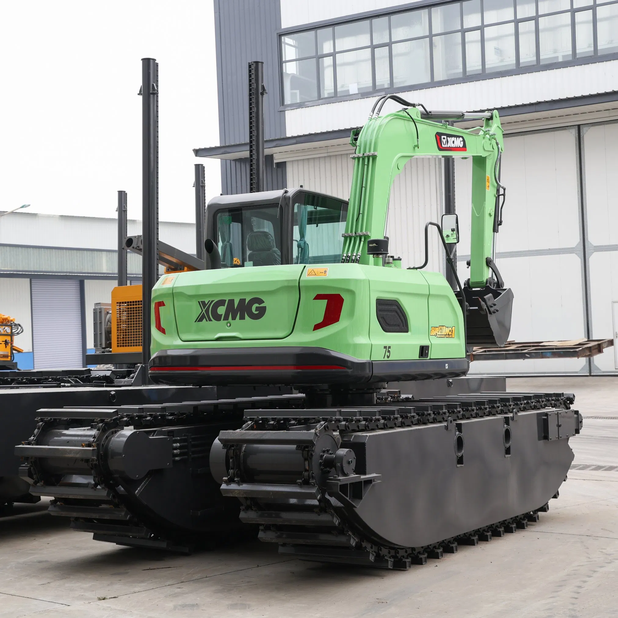 High-Performance Jinyi Excavator: 20ton Heavy Duty Amphibious Equipment