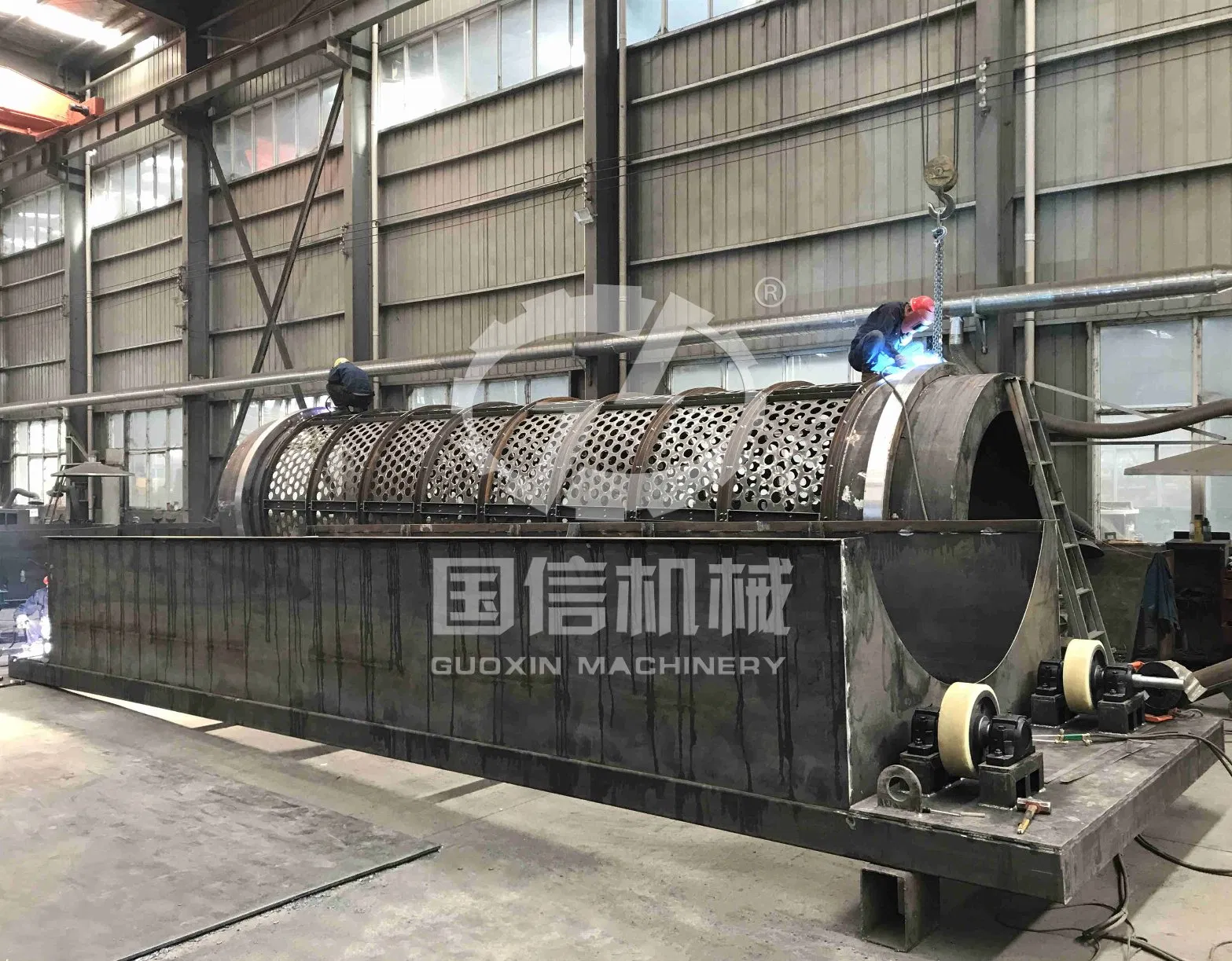 Professional Construction Waste Crushing and Screening Plant Solution
