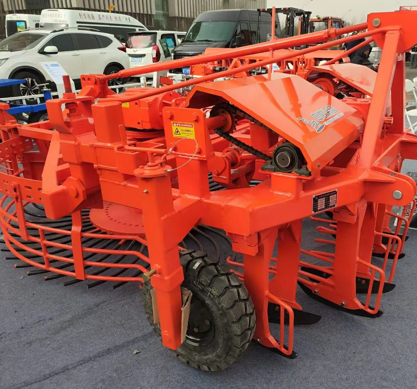 High-Efficiency Beet Harvesting Equipment for 4 and 6 Rows