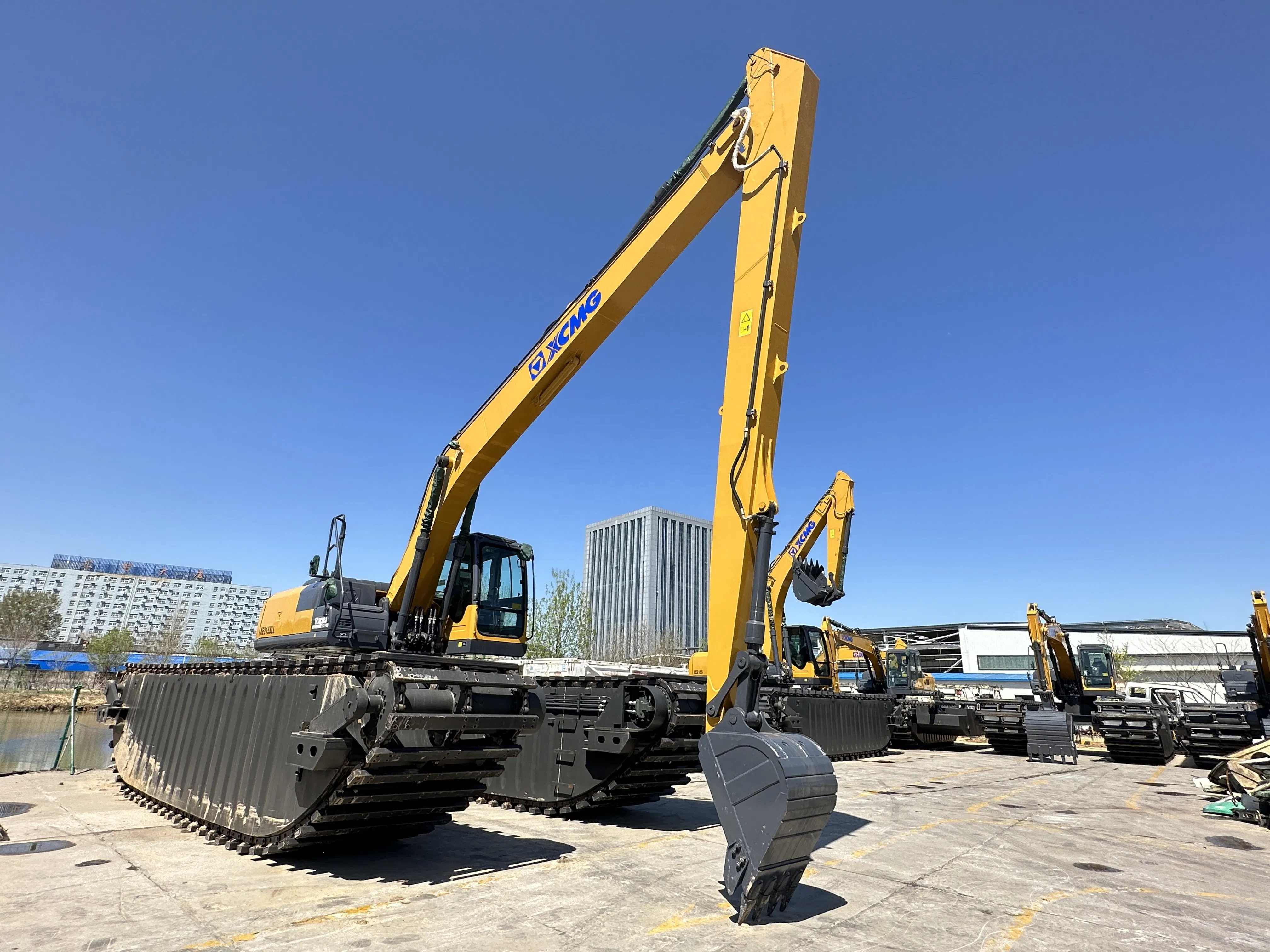 Jinyi 7500 Dimensions Excavator: Advanced Heavy Duty Amphibious Equipment