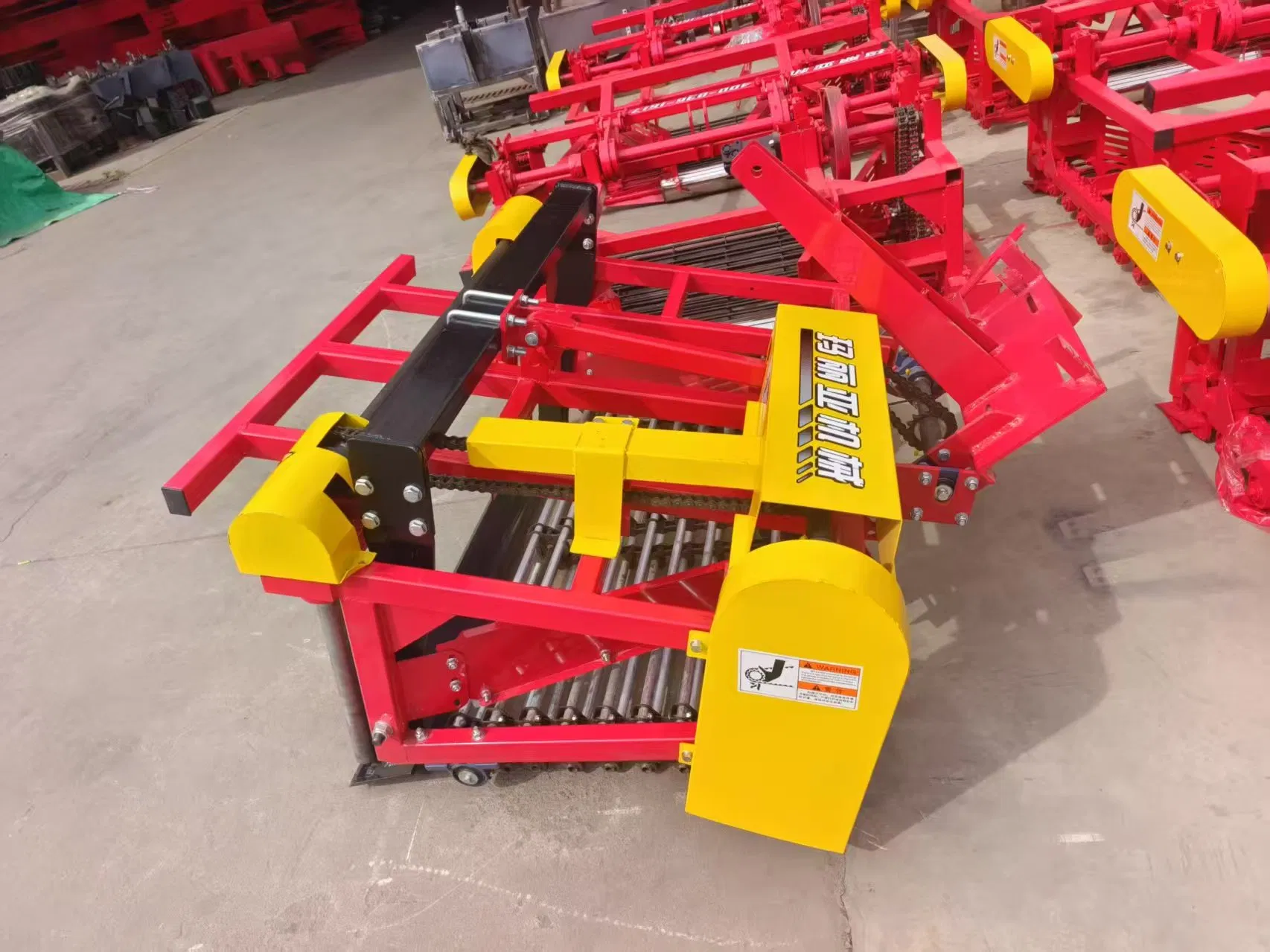 Agricultural Machinery Garlic Digger 4ds-154A for Big Farm Use