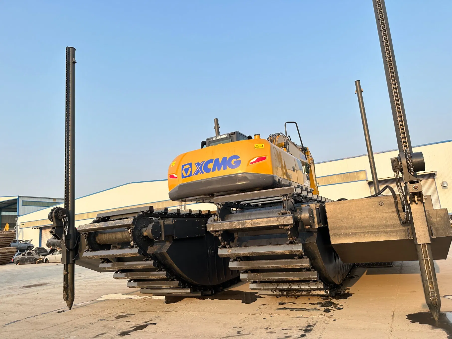 Professional Amphibious Excavator Pontoon Systems