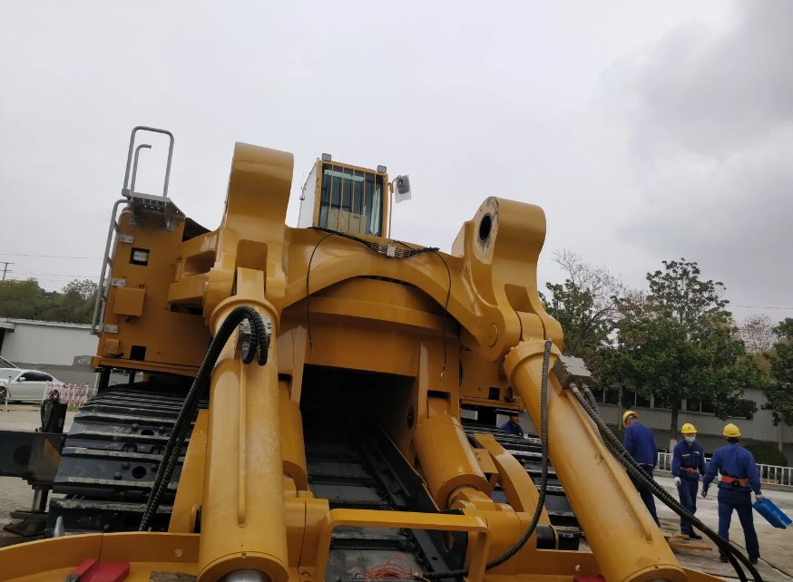 Heavy-Duty 85 Ton Operating Weight Ebz260 Mining Machine for Underground Excavation
