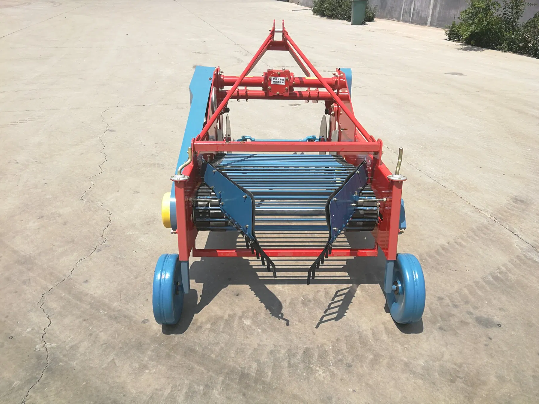 Potato Harvester Machinery Best Option Agricultural Machine in Time Delivery OEM Customization Vegetable Digger
