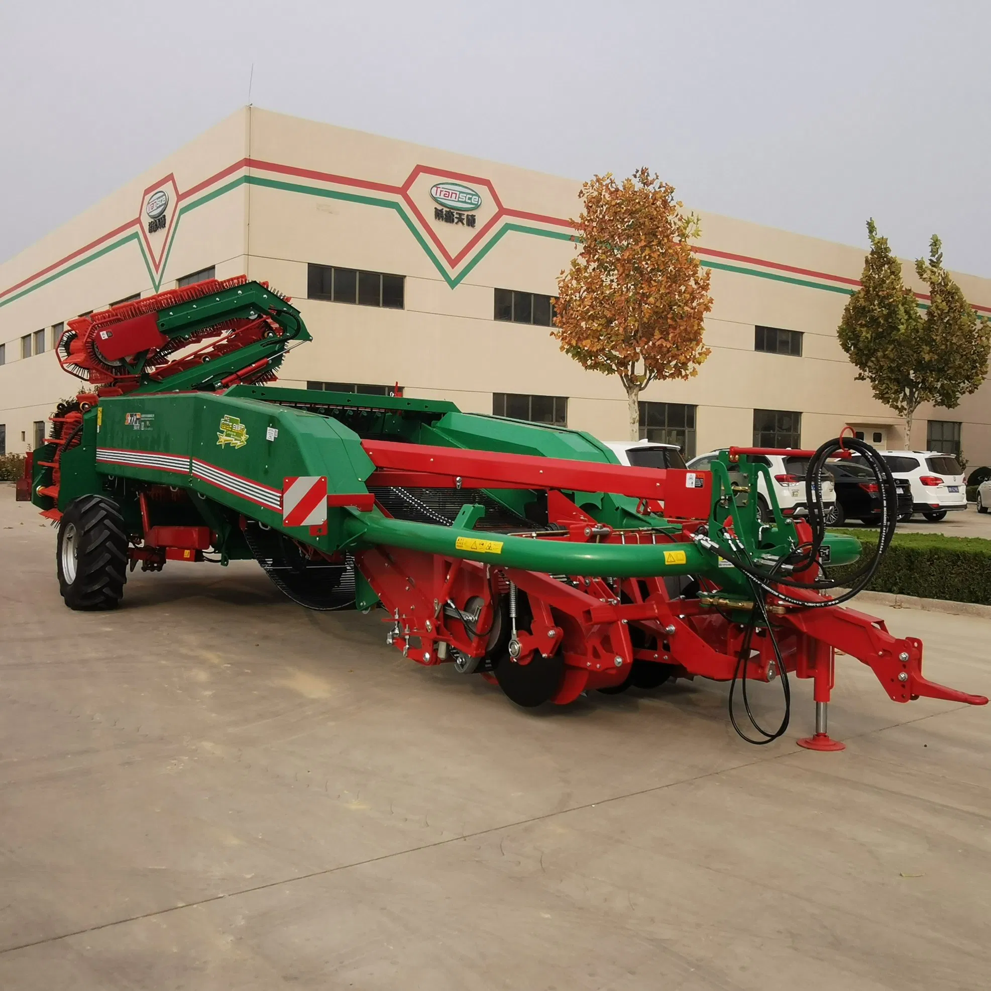 Manufacturer Wholesale Competitive Price Agricultural Machinery High Efficient Large Tractor Pulled Potato Combine Digger