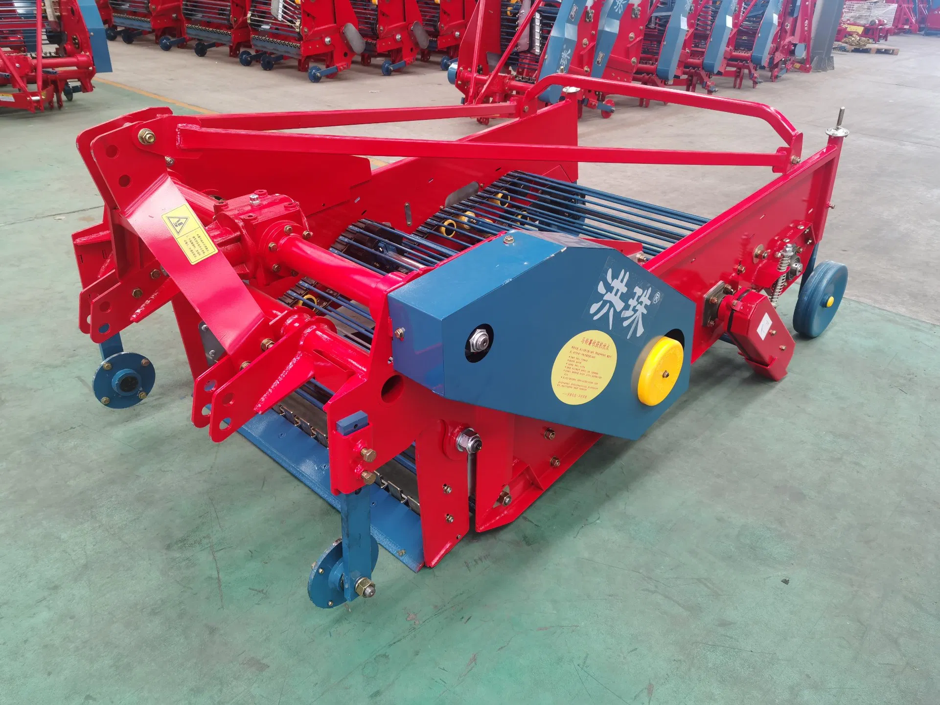 Agricultural Machinery Reliable Potato Harvesting Machinery for Year Round Farm Use Potato Harvesting for Tractor Wholesales Vegetable Digger