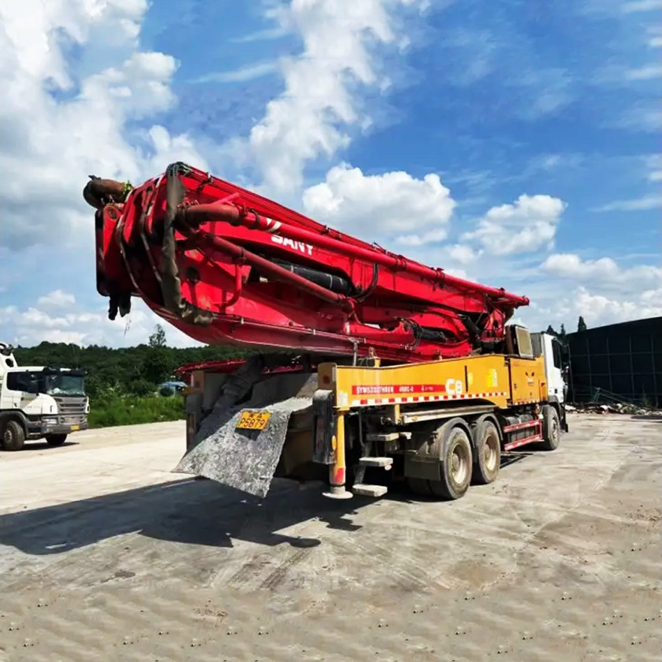 Used 42 Meter Refurbished Truck Pump Putzmeister Provided Small Concrete Pump Machine