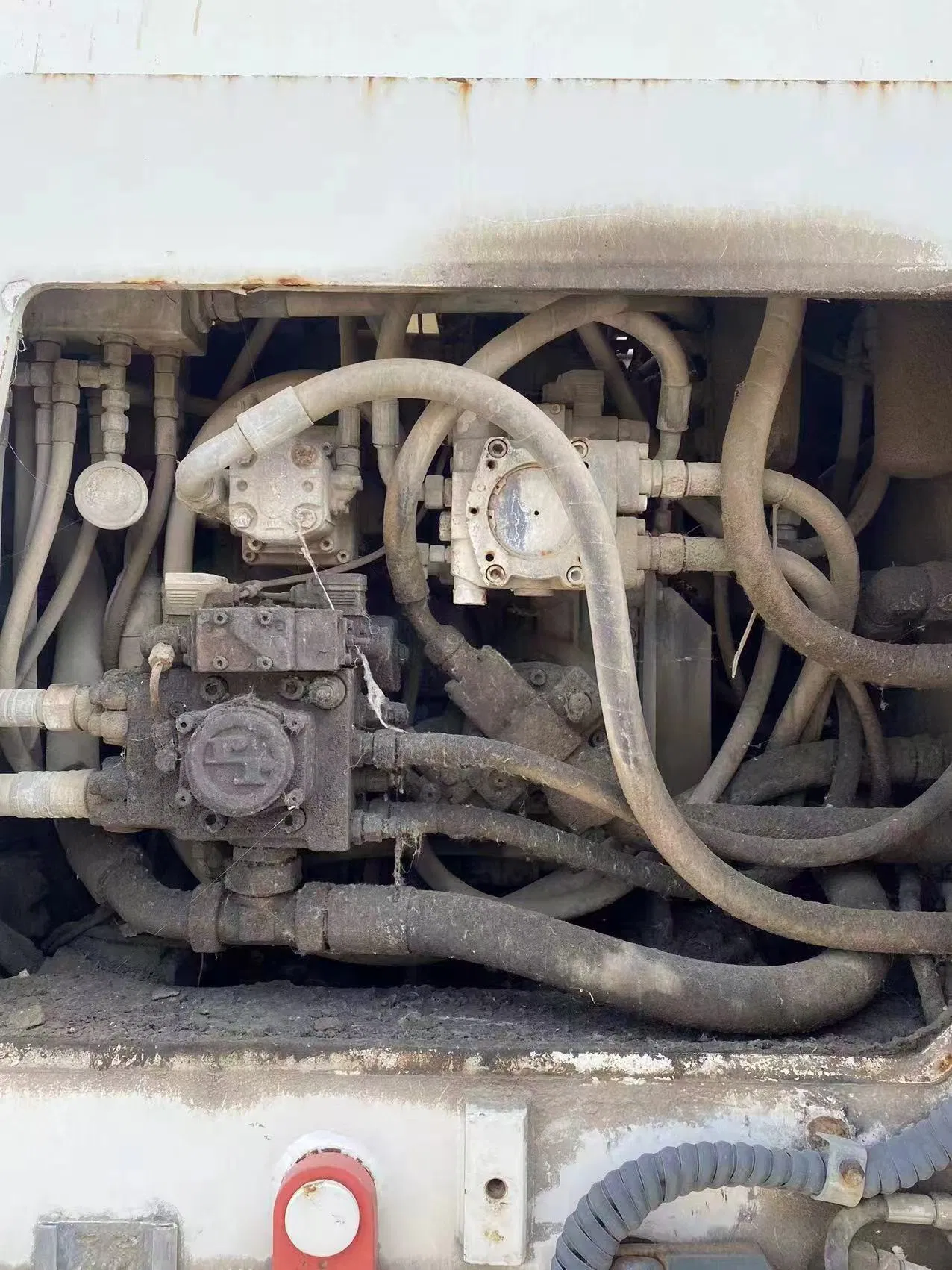 Used Wirgen Milling Machine Wirgen W1900 W2000 W2100 Track Shoe Secondhand Cold Milling Equipment